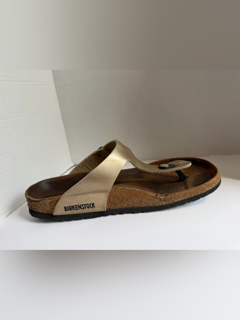 Birkenstock Gizeh Gold Metallic Leather Thong Sandals Size 42 Womens 11 - Picture 10 of 12
